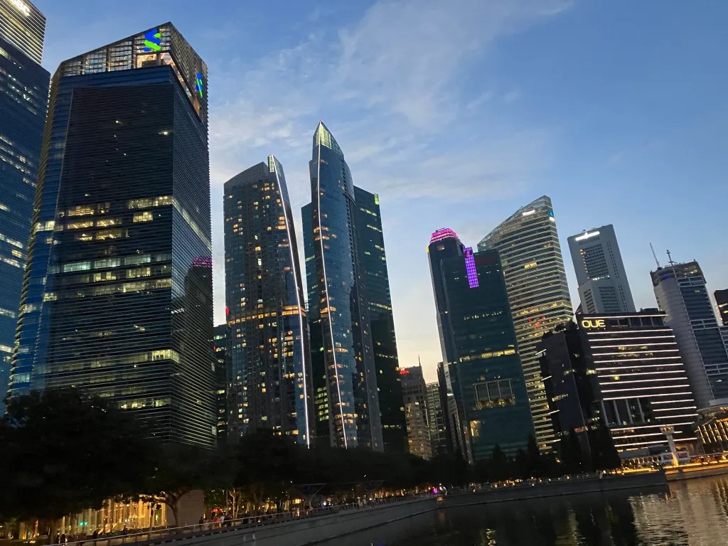 Singapore City Photography | 24 Fun Facts about Singapore | Ourtwostepstart